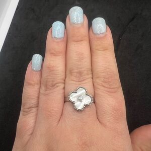 Copy VCA Chic Silver Floral Ring with Crystal Accent